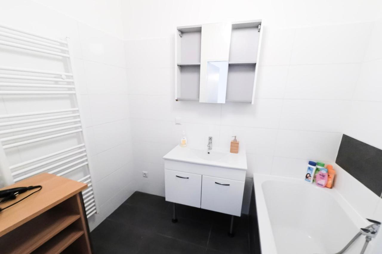 Vienna Lights Apartments - Meidling المظهر الخارجي الصورة
